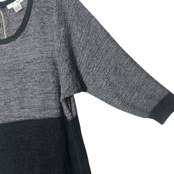 WD-NY Woman Gray Black Colorblock Sweater Dress Size 1X Plus Dolman Sleeve Knit - Picture 2 of 5